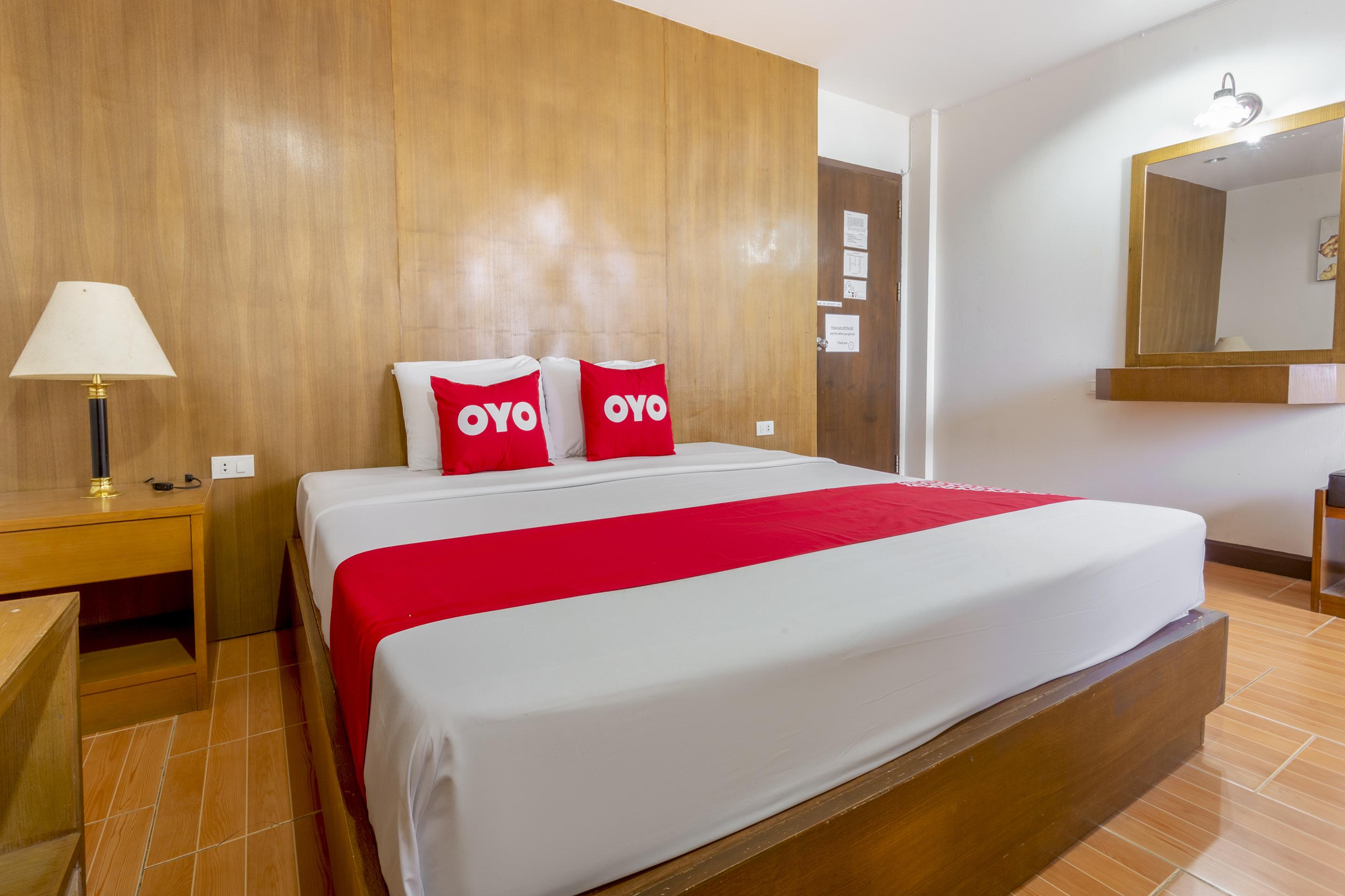 Super Oyo 1096 Winner Inn Hotel Chiang Mai Luaran gambar