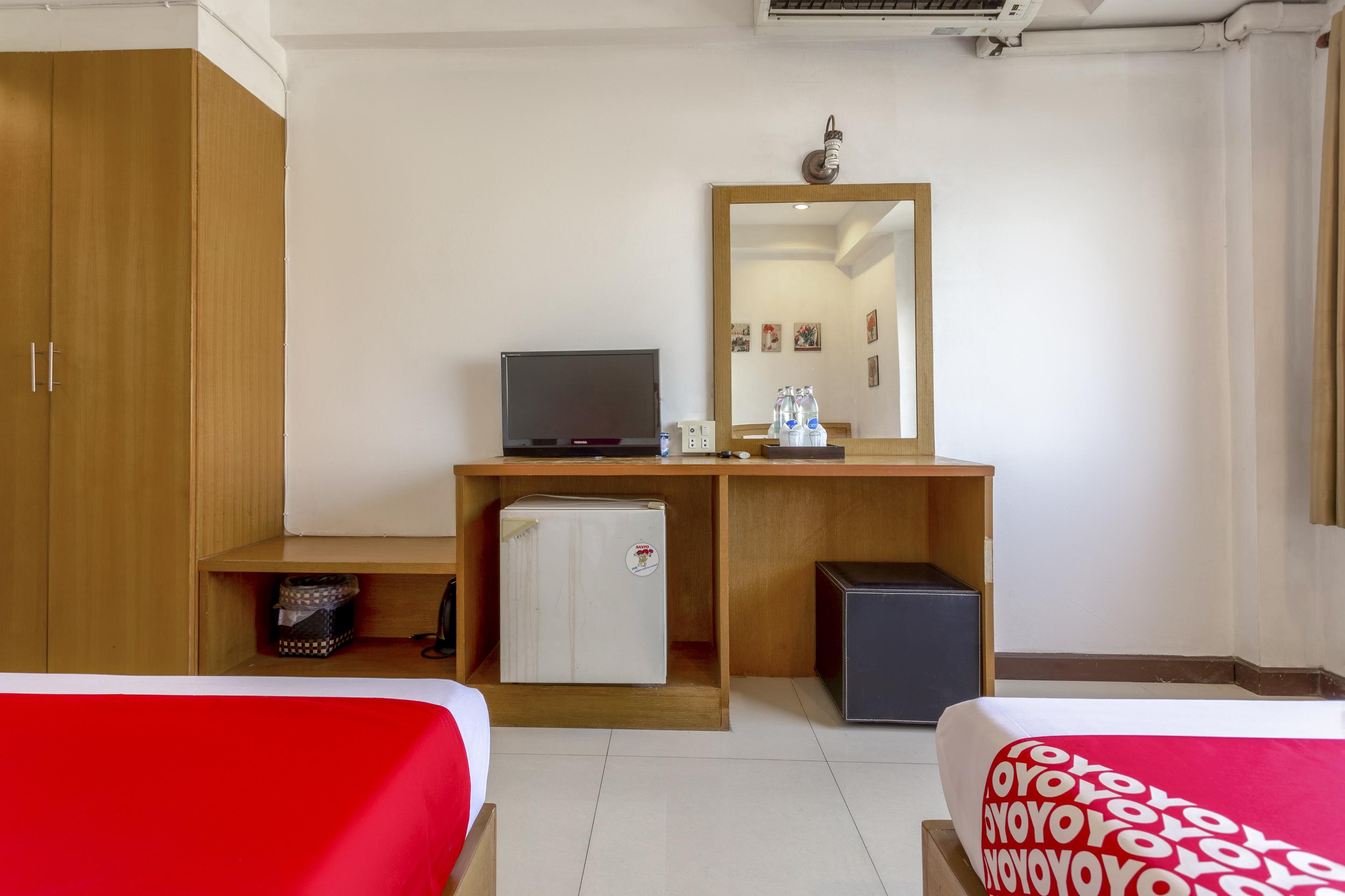 Super Oyo 1096 Winner Inn Hotel Chiang Mai Luaran gambar